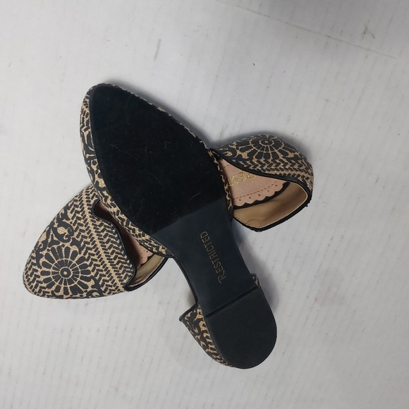 RESTRICTED Black and Brown Slip-on Leather Sandals Size 6 - Picture 7 of 11